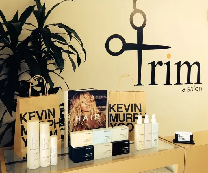 https://cdn.salonspotlight.com/photos/6zZm57iPsPOZYEW6zb15/483d122e-0fa0-42c7-a74c-f9373978f8a1_720x720