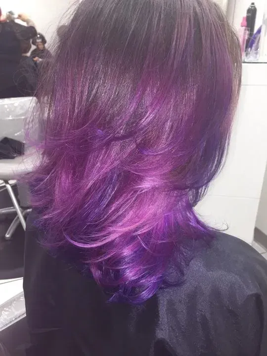https://cdn.salonspotlight.com/photos/7FW8FjYii6cMk5z4dots/7339de24-41b9-41aa-8a7e-bfdd7e6022f5_720x720