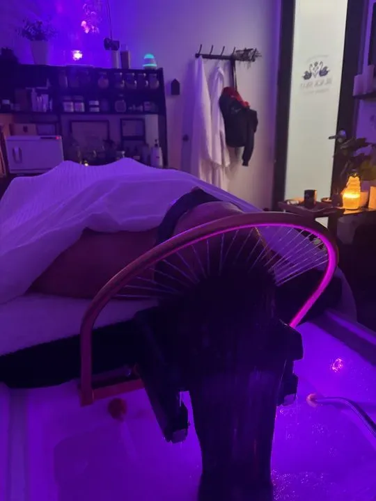 https://cdn.salonspotlight.com/photos/7NWA4sy7mQ4vA1kODVYf/e70d689b-b4f0-42dd-9aea-0d9956496e90_720x720