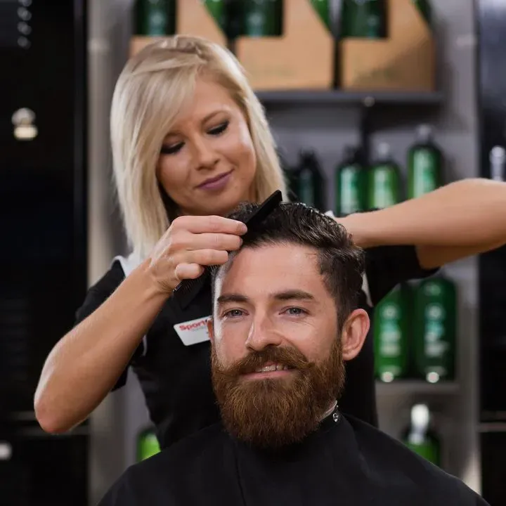 https://cdn.salonspotlight.com/photos/7V53JxETPqNpiaUkY4c4/a990dfce-9d77-4b52-a74f-f414d813c5fc_720x720