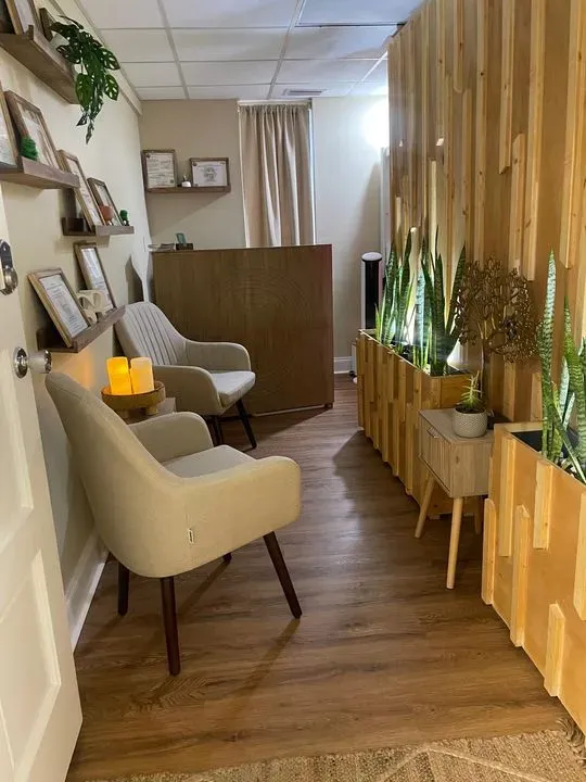 https://cdn.salonspotlight.com/photos/7Wo47C707Co2nm5SQCRO/07f71b5b-0759-48ad-a0da-41e166a33014_720x720