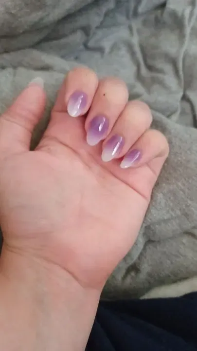 https://cdn.salonspotlight.com/photos/7YnxQDmoMApiyooowKm5/22bab66c-944b-4abb-9155-d0ae1cabb33d_720x720