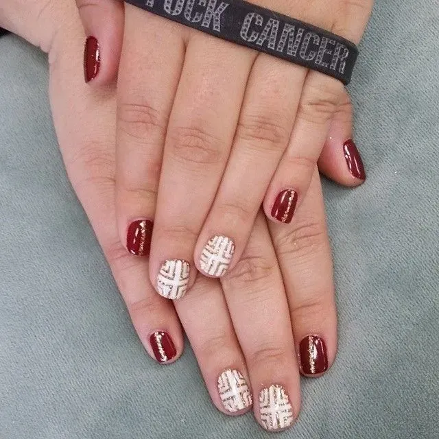 https://cdn.salonspotlight.com/photos/7aYDnB0zgjlw1RyTIF73/68dec747-b47f-41b3-88da-6f777cad26c8_720x720