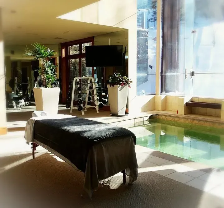 https://cdn.salonspotlight.com/photos/7arqElEjugnrCDEe80eq/ca3c5963-3071-436c-b6f8-b6d5877e5a8f_720x720
