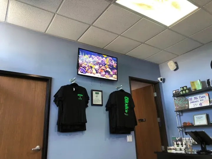 https://cdn.salonspotlight.com/photos/7l2jzKmf99A8Z7YBIS7Q/1cb3086c-17cc-4ac4-90a3-2548722ec1f3_720x720