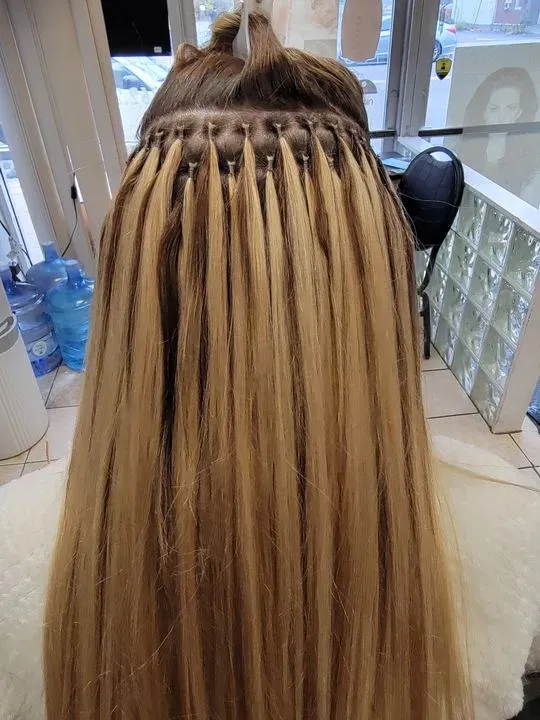 https://cdn.salonspotlight.com/photos/7mZkCUGg0dBRYwGah3QG/dcf9b049-36ad-435e-9f10-12198c5b76f2_720x720