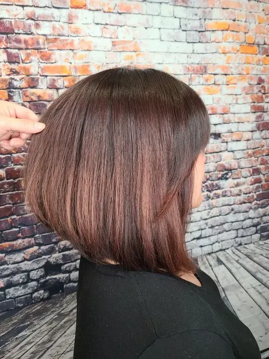 https://cdn.salonspotlight.com/photos/7sNy06RqD2Z0yb7zOj1O/2852001c-414e-4a05-a3f3-a9fdf7d0908d_720x720