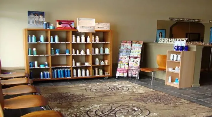 https://cdn.salonspotlight.com/photos/7tCpS4dzL3pHUftvkVq4/c3ad8c5a-2a1a-4a1e-94aa-efb069b7469f_720x720