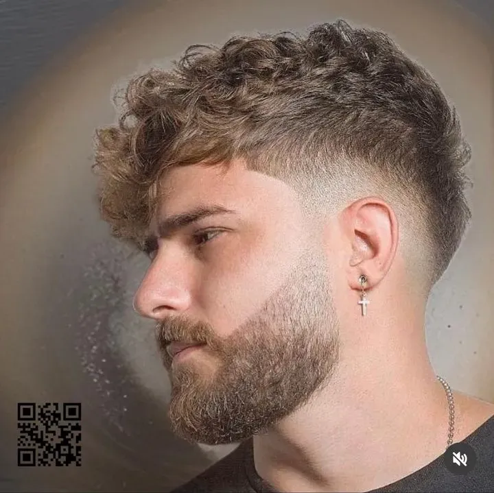 https://cdn.salonspotlight.com/photos/7z4XZi9YXKY80iHKUe8r/b28b2303-f4de-4b99-92ac-de5430e71f54_720x720