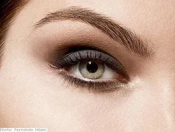 https://cdn.salonspotlight.com/photos/7zgEa3bxOvbRnRBBRHhx/0f3219fe-4ed3-4550-bea4-fbe8cec19043_720x720