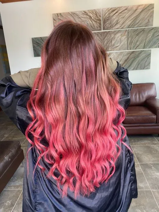 https://cdn.salonspotlight.com/photos/854KXiBo7lzlmsg04bxb/ef3d6923-8e8c-4aed-96a5-738dbea13a23_720x720