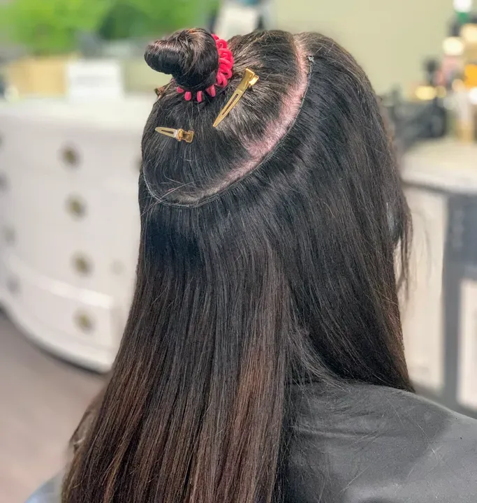 https://cdn.salonspotlight.com/photos/89phiY9nJcQW4Ovv04jU/208edff6-d393-4a3b-9082-f21cd4178542_720x720
