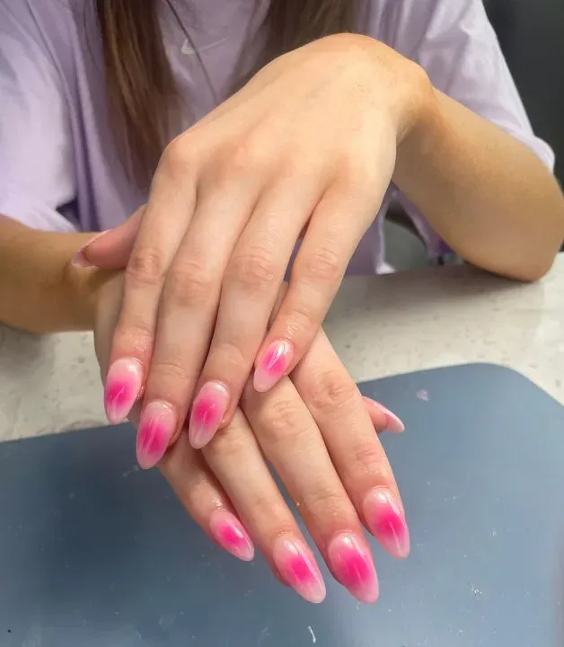 https://cdn.salonspotlight.com/photos/8EhJnRlzpxhCzXsAftmK/80957c73-5487-40eb-9019-0466ce96d0e1_720x720