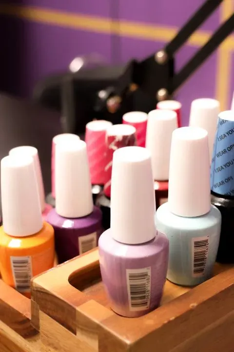 https://cdn.salonspotlight.com/photos/8OGVga7hITJNL9eCsQGF/c4d8e7aa-d38b-43e6-a7f8-9cfb48c41feb_720x720