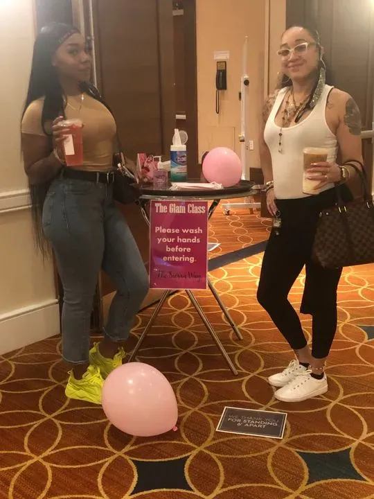 https://cdn.salonspotlight.com/photos/8S8Emaah9HfIC7s0NEgl/bd72f906-cb66-4d96-937e-335be03222be_720x720