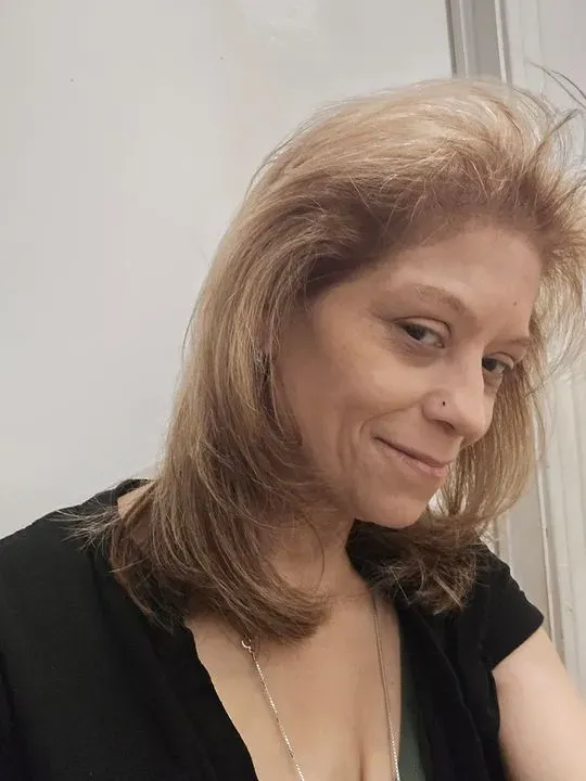https://cdn.salonspotlight.com/photos/8Tzz3Av8qEoPDSMtOwSP/423e9cd4-91bb-4745-bd1f-adc7d7f6579c_720x720