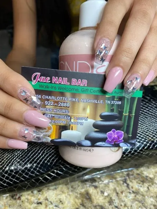 https://cdn.salonspotlight.com/photos/8n6DiCOTysDWBAwTIemr/f7e9001e-203b-45f7-b816-f1860ed62a53_720x720
