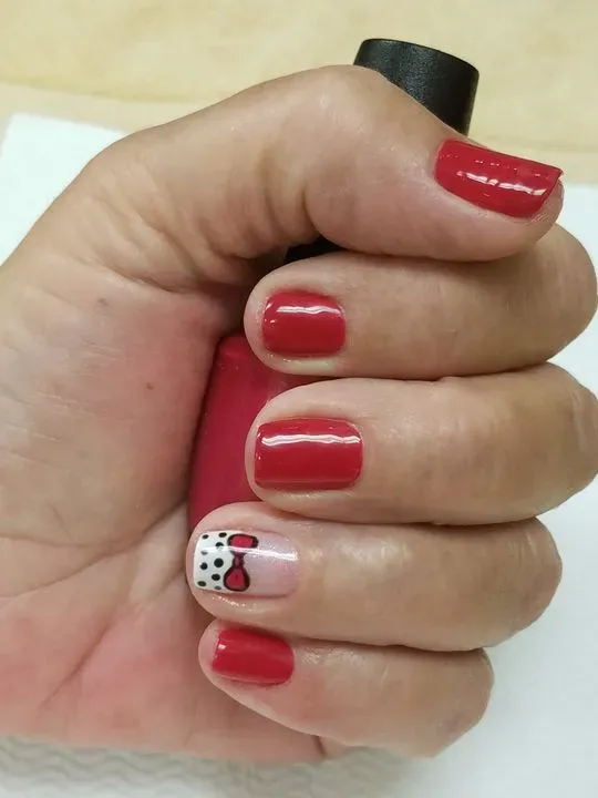 https://cdn.salonspotlight.com/photos/8nmbZk0LBgXnv9a0g6Ox/ca5fa97b-d15e-4513-9d8f-2b80bdd2ba80_720x720