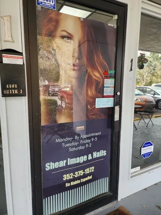 https://cdn.salonspotlight.com/photos/8nmbZk0LBgXnv9a0g6Ox/ccaf848d-8480-4780-ae02-7f3283fac444_720x720