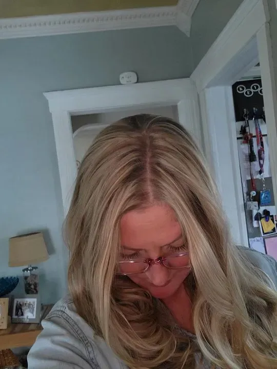 https://cdn.salonspotlight.com/photos/8p2N0IxlqDBPGhjcwNcz/ef2a3a0b-feaa-4d79-866b-b5df4d01a1b9_720x720