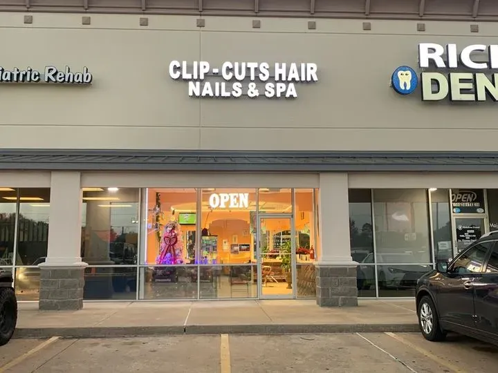 https://cdn.salonspotlight.com/photos/91L1Jvr7NDJPYxyiRkdU/fefcc7cb-2010-4518-87e6-044bfd90239a_720x720