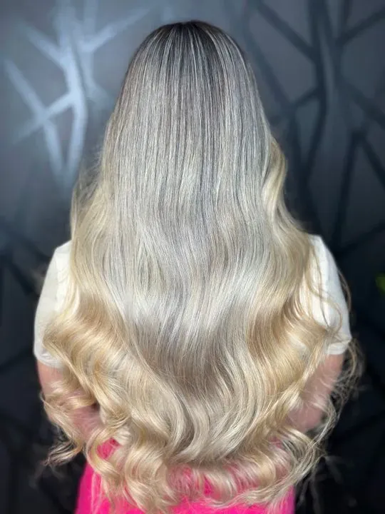 https://cdn.salonspotlight.com/photos/92PDxhy6ot58um4cCbR1/16fe6cec-f81c-4aef-bb07-c65e7162d6f3_720x720