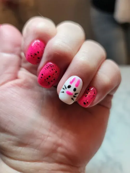 https://cdn.salonspotlight.com/photos/94bSNxSFp6fokr4hK5z9/b1e14684-0121-4ce5-8a05-156d896a0d84_720x720