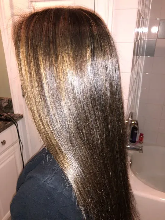 https://cdn.salonspotlight.com/photos/9F6pZifKH5pgRxLKI31j/abd4872d-eddd-47e6-be35-67a624ab6e4a_720x720