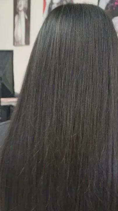 https://cdn.salonspotlight.com/photos/9FT7CEOQ6lLXGOq460K1/4834cf4e-d003-4cbf-9bf5-e8b5779c8e37_720x720