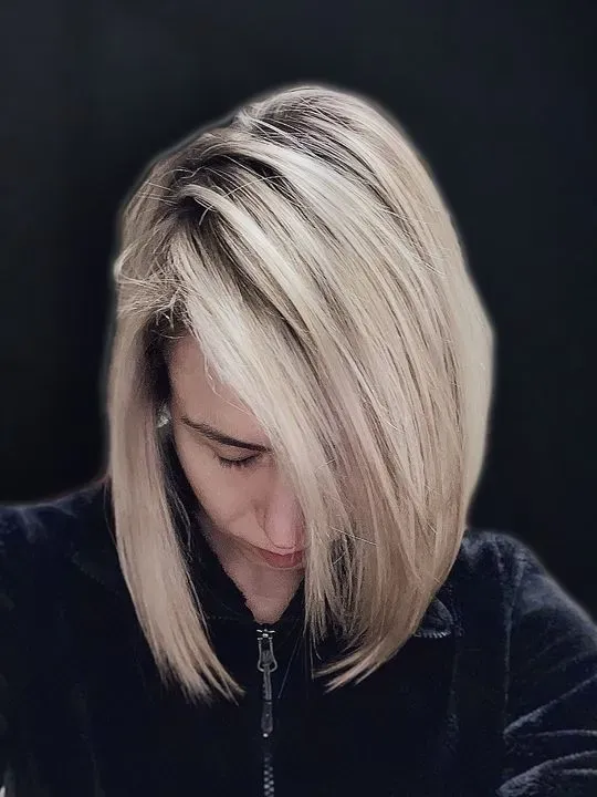 https://cdn.salonspotlight.com/photos/9GklyF8maO7uECEz6zTc/dd0c22f4-3c14-4e8a-be5d-f9b94d1f193b_720x720