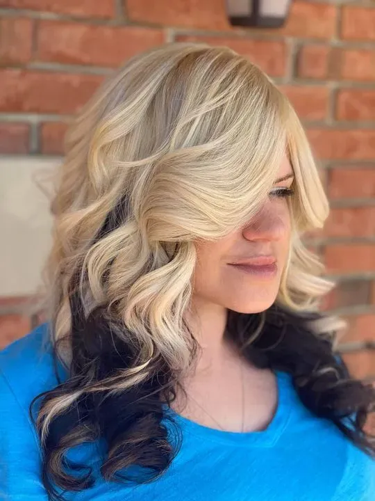 https://cdn.salonspotlight.com/photos/9I0R535oL24EWWiSRjCG/eaa50b0f-9c2e-4be9-9990-d83d0de622a8_720x720