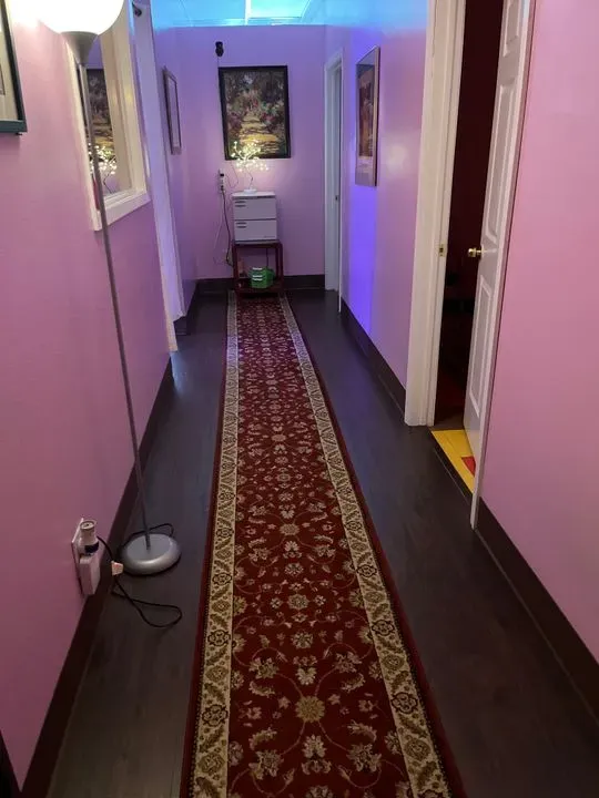 https://cdn.salonspotlight.com/photos/9S29rsZgunYyBsELKrzq/2d1bffb9-083e-49e5-8cec-9ae1f300cc4d_720x720