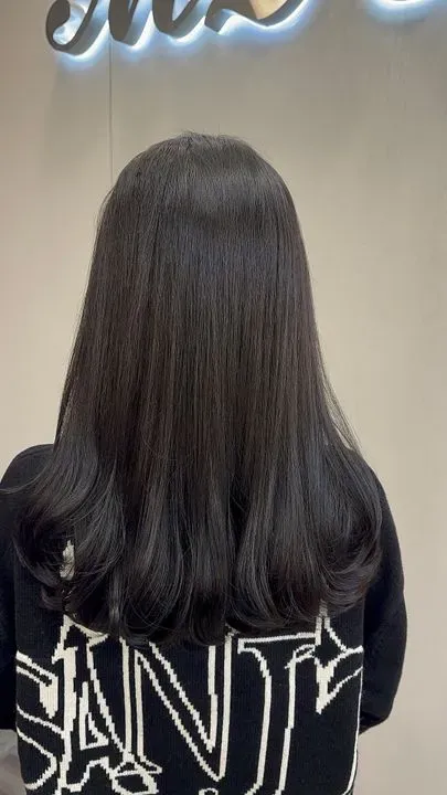 https://cdn.salonspotlight.com/photos/9SqlksJclTRPQ9hK3wON/8fc88c21-e768-48db-a423-93ebfdd98989_720x720