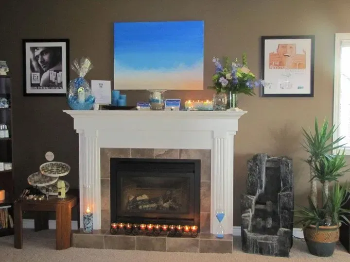 https://cdn.salonspotlight.com/photos/9f7rFucgPlbDuhtotAUC/69d0f8db-1ca8-4159-9739-1b87ab72091a_720x720