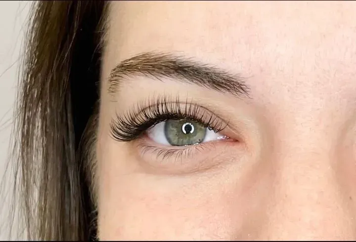 https://cdn.salonspotlight.com/photos/9laKoKGCEym1pcedWDPr/b9b1338c-0d2f-481d-8b4a-a91b8d20e5ba_720x720