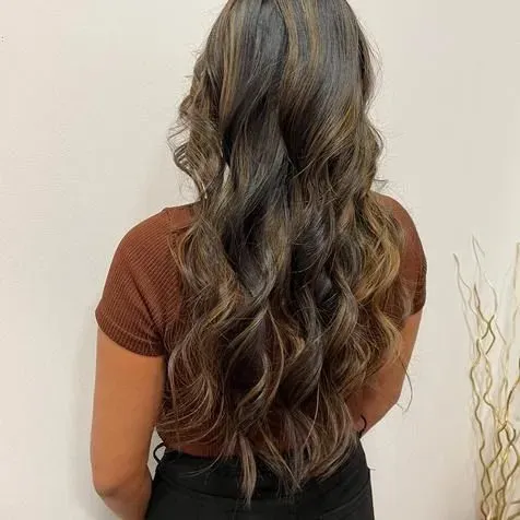 https://cdn.salonspotlight.com/photos/9s1SsgIfBB9PYykeeeem/3247b616-5e15-4ab6-8d64-0745441d9fd1_720x720