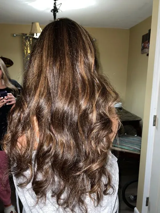 https://cdn.salonspotlight.com/photos/9s1SsgIfBB9PYykeeeem/d7027e7c-dfeb-4fed-bd73-744995fa5461_720x720