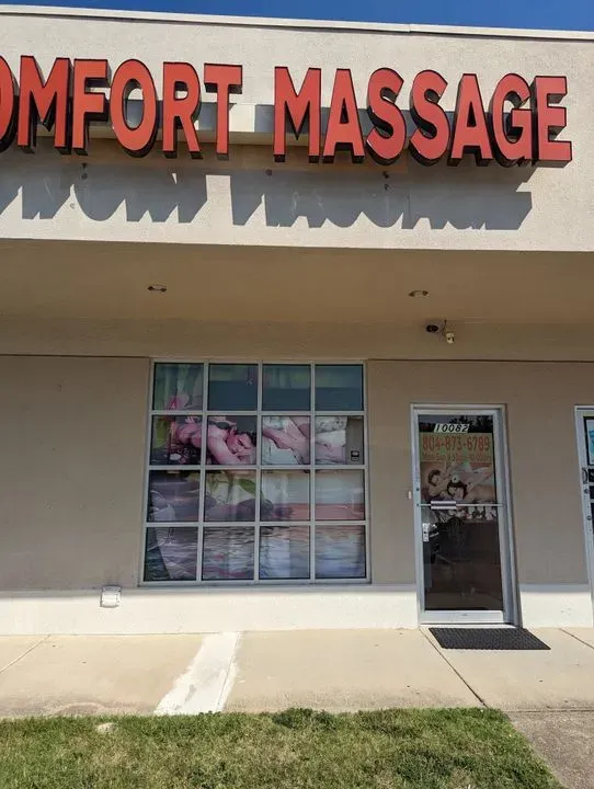 https://cdn.salonspotlight.com/photos/9sGxJFB0gfAa3E6wSE2R/12a82b69-f433-4ec9-8dc9-800c359ad63f_720x720