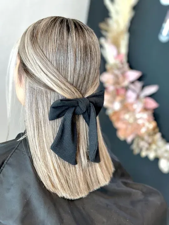 https://cdn.salonspotlight.com/photos/9sYcviVG6NiPPUtAho1W/6c61cb24-f995-4c67-aa33-98e1df3aec87_720x720