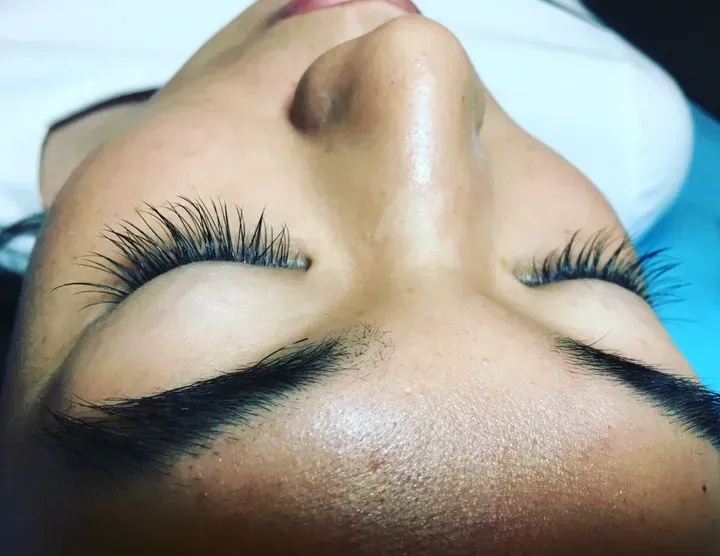 https://cdn.salonspotlight.com/photos/9tEZ4qhr9N2rDyW1mG42/a8b0e26f-8af6-44c0-8682-9ec27726ece6_720x720