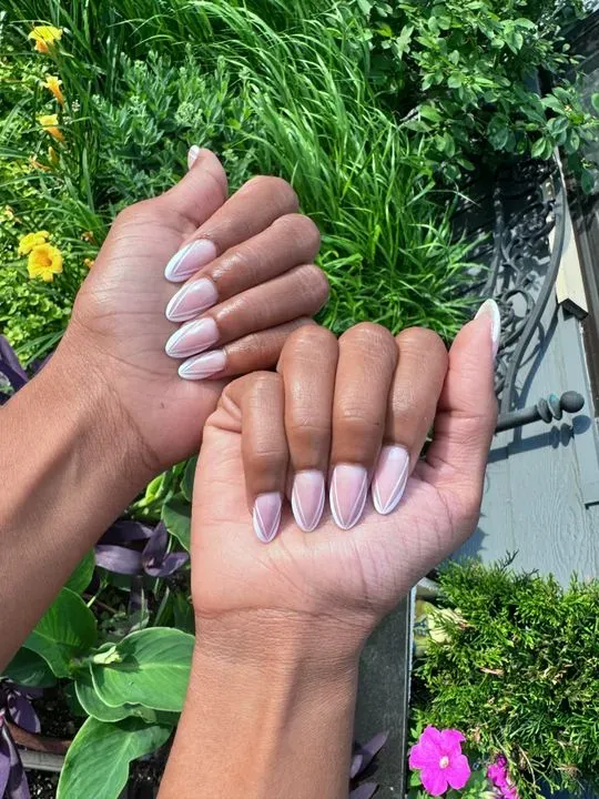 https://cdn.salonspotlight.com/photos/9w50pfH397NdXk4PglF1/68b0ac8a-439e-4129-a195-3249903f3627_720x720