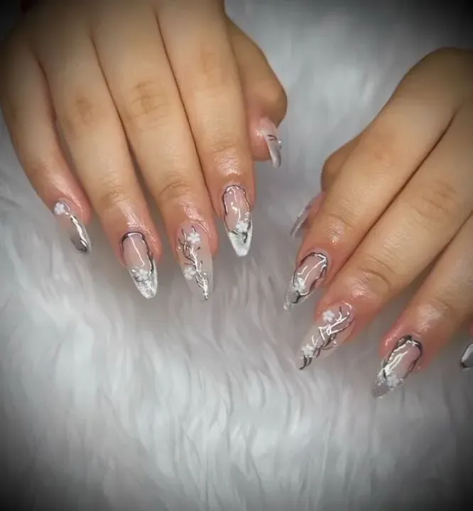 https://cdn.salonspotlight.com/photos/9w5sDJpqmD2Ac9KWFnbS/c6ed6b8d-ee32-4732-911c-0d5e3ed31909_720x720