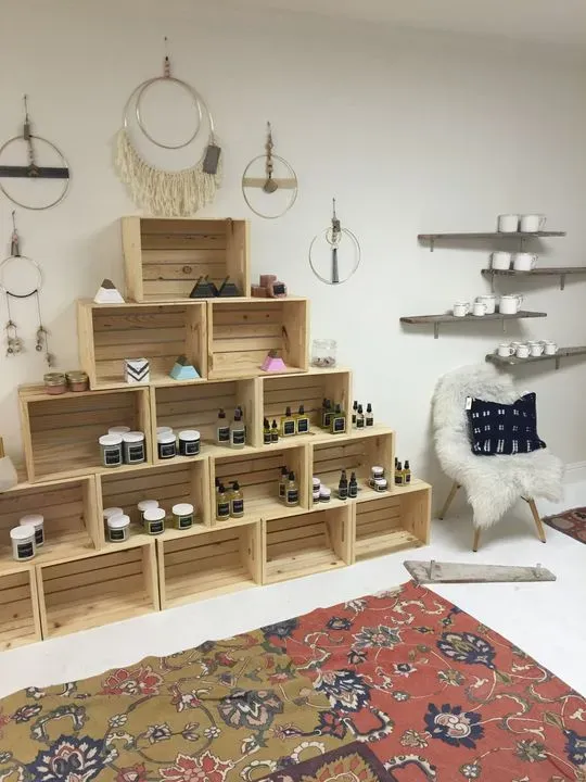 https://cdn.salonspotlight.com/photos/A2fFcKsW7z7Ijt6kkB6S/7c6401f2-54d9-48d5-ab07-92422e29c72f_720x720