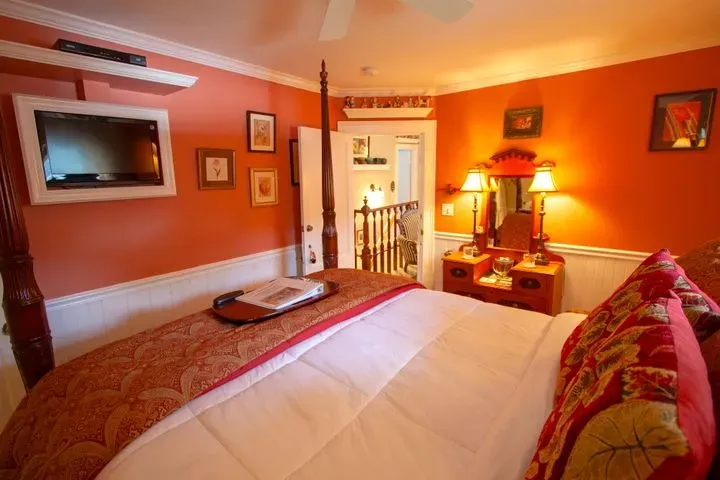 https://cdn.salonspotlight.com/photos/A6AXjq2yrnt1t70wPo3M/1e8e75ec-14fd-4325-adc0-0f6b0c847371_720x720