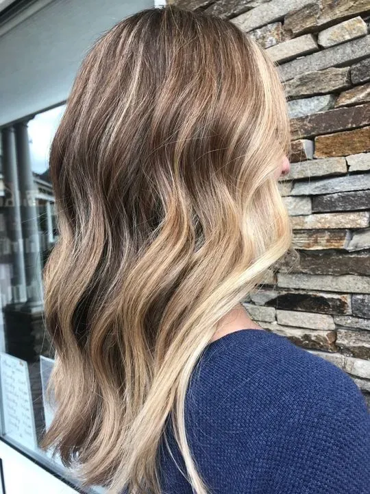https://cdn.salonspotlight.com/photos/A801GAKT93uOE8jCn9Mk/a8d49a0c-1732-4735-a7bd-a5bba592c999_720x720