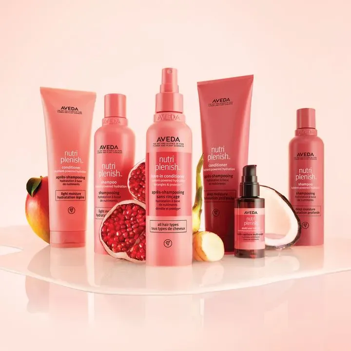https://cdn.salonspotlight.com/photos/A83BZS84eSqSbDgUOSJS/5330699d-8309-40b0-a072-01e16b560a66_720x720