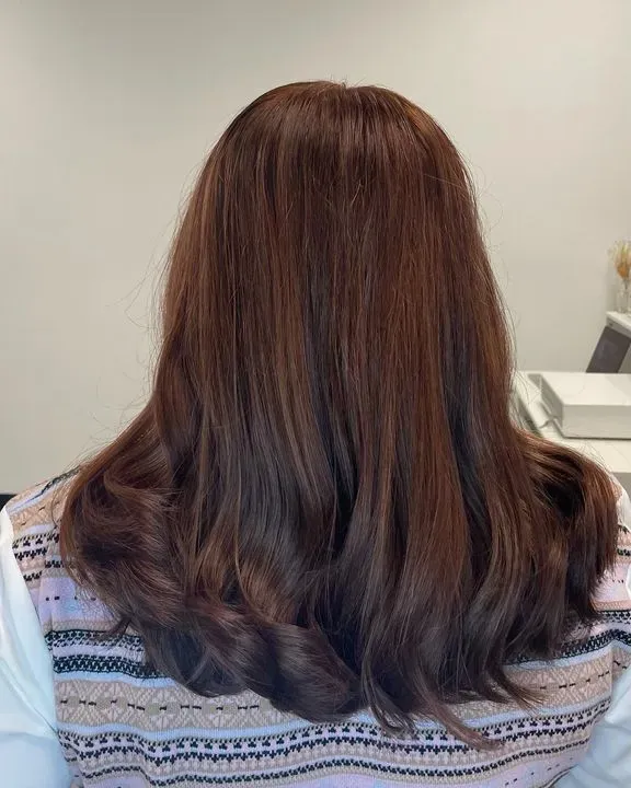 https://cdn.salonspotlight.com/photos/AEuuba09s0T2p3Uz5ytq/40a36e70-3f02-4280-9f29-f8a48529e274_720x720