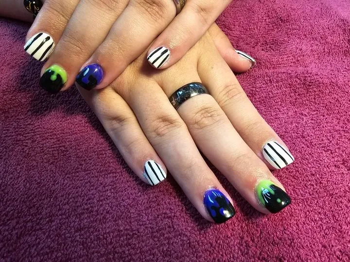 https://cdn.salonspotlight.com/photos/AGO4CwfVFH7xXQZQVXLk/d0babf3f-21a0-4385-ac11-47764d46f96c_720x720