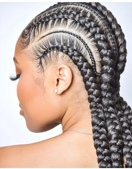 https://cdn.salonspotlight.com/photos/AQrQwNuhE9cayZEWVlnh/3640dd59-6a7d-4096-858a-38887858f3e1_720x720