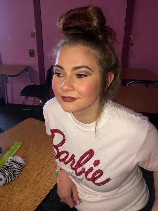 https://cdn.salonspotlight.com/photos/AQrQwNuhE9cayZEWVlnh/cc769f72-50ec-41b4-8a76-1102fb7ee941_720x720